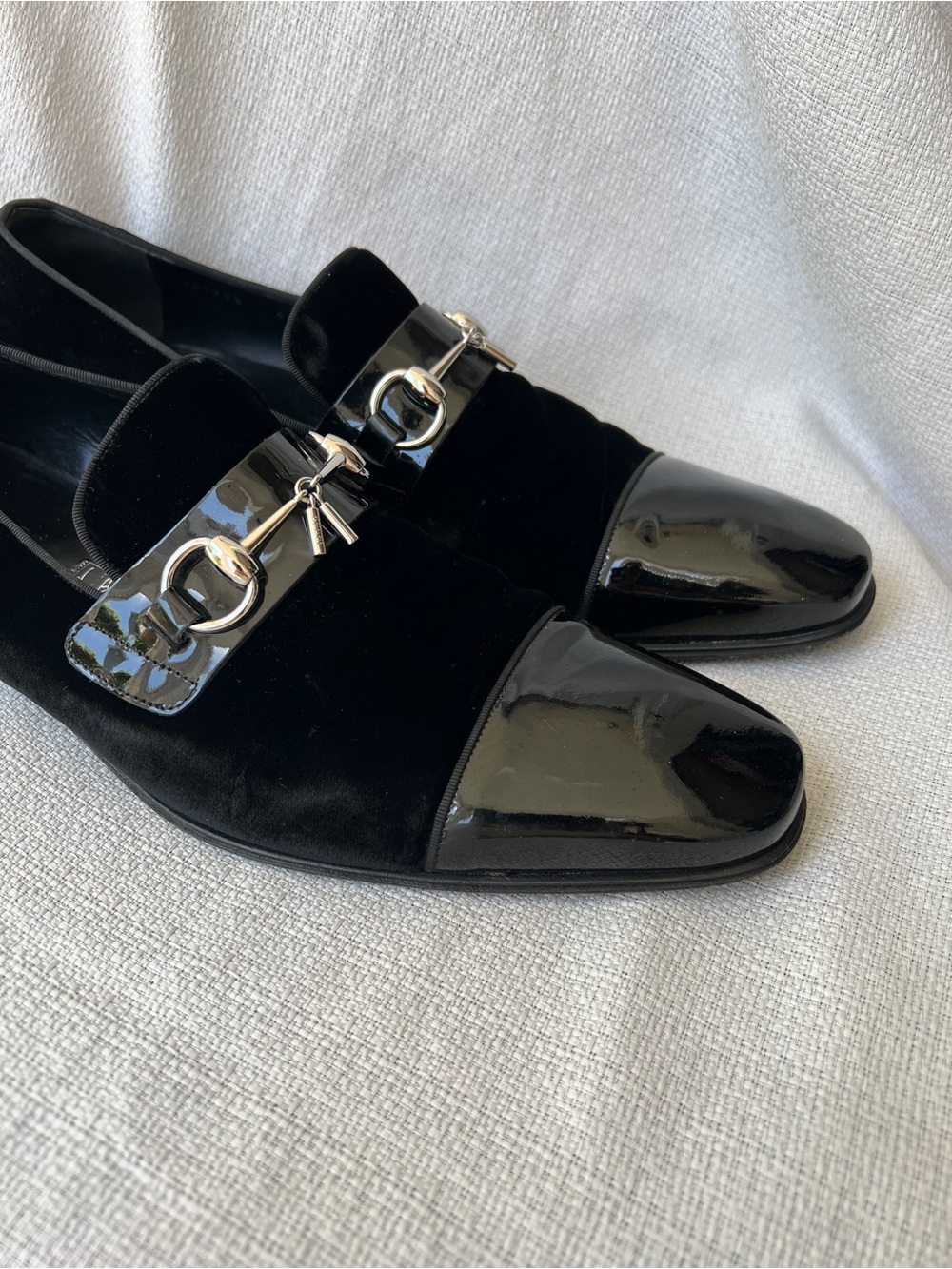 Gucci Black Patent & Suede Slip-On Loafers with Silver Bit - Picture 5 of 16